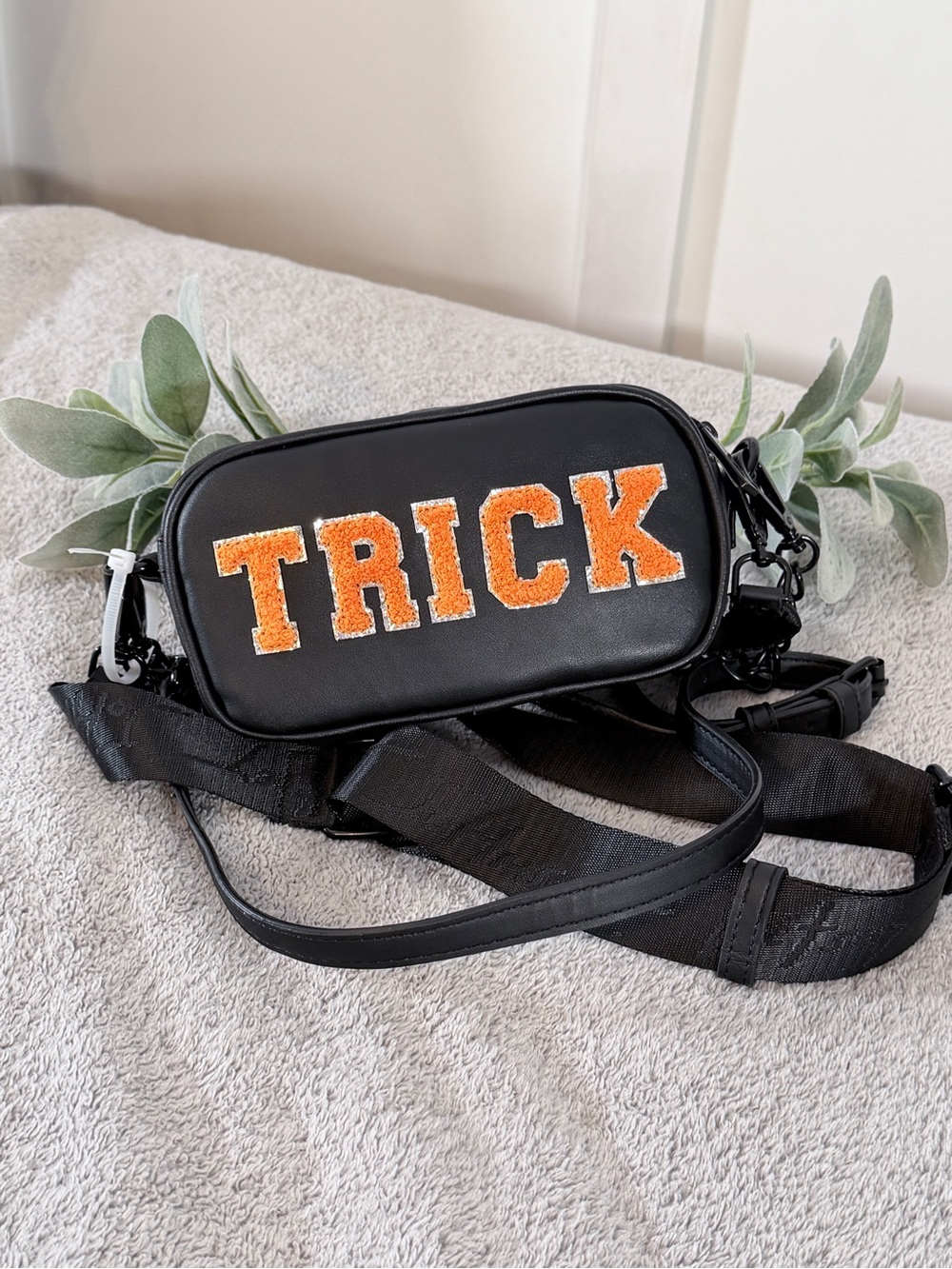 Betsey Johnson Trick & Treat Reversible Crossbody Bag NWT Halloween Camera Bag